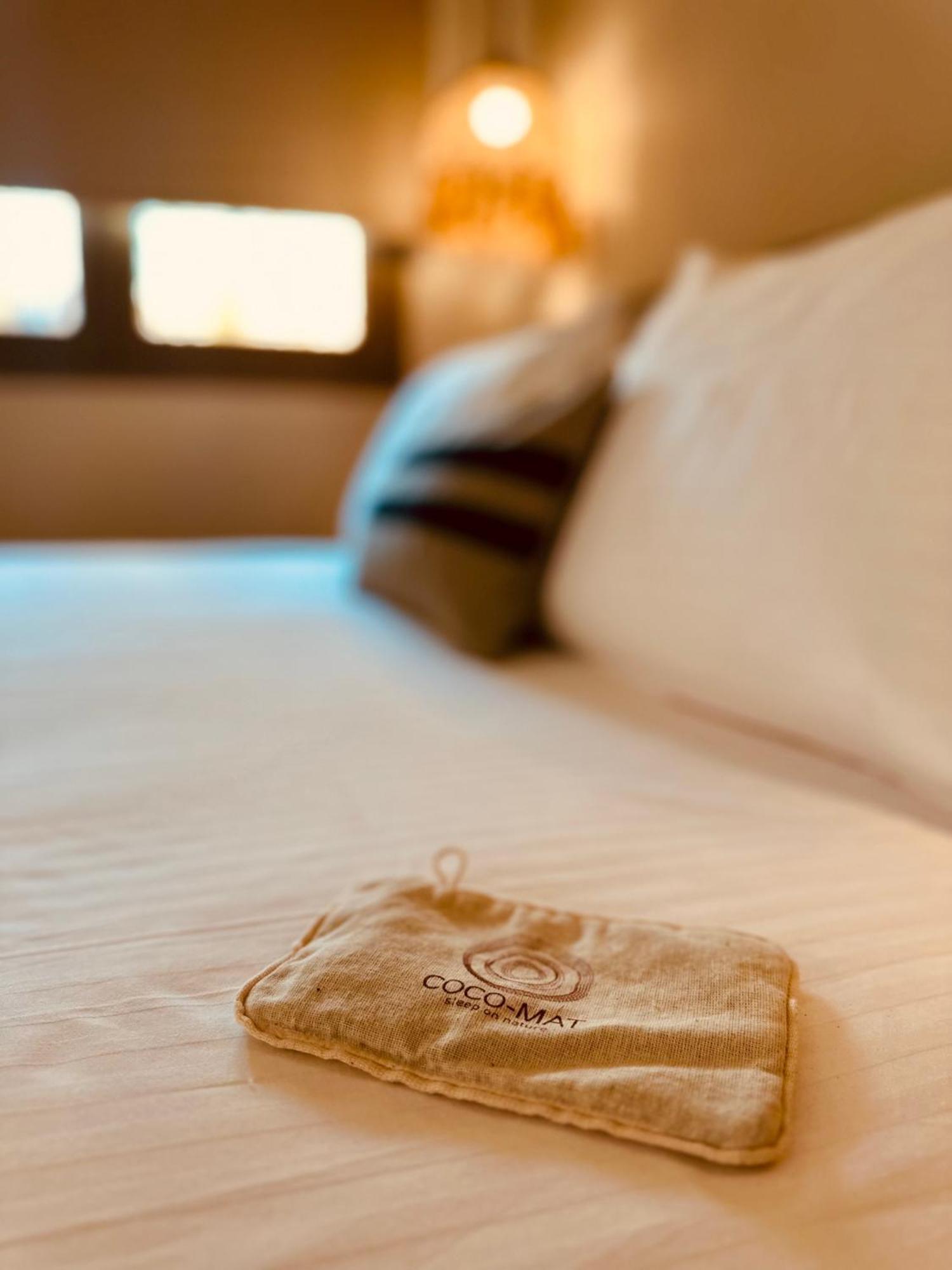 Amo Golden Suites Chrysi Ammoudia Luaran gambar