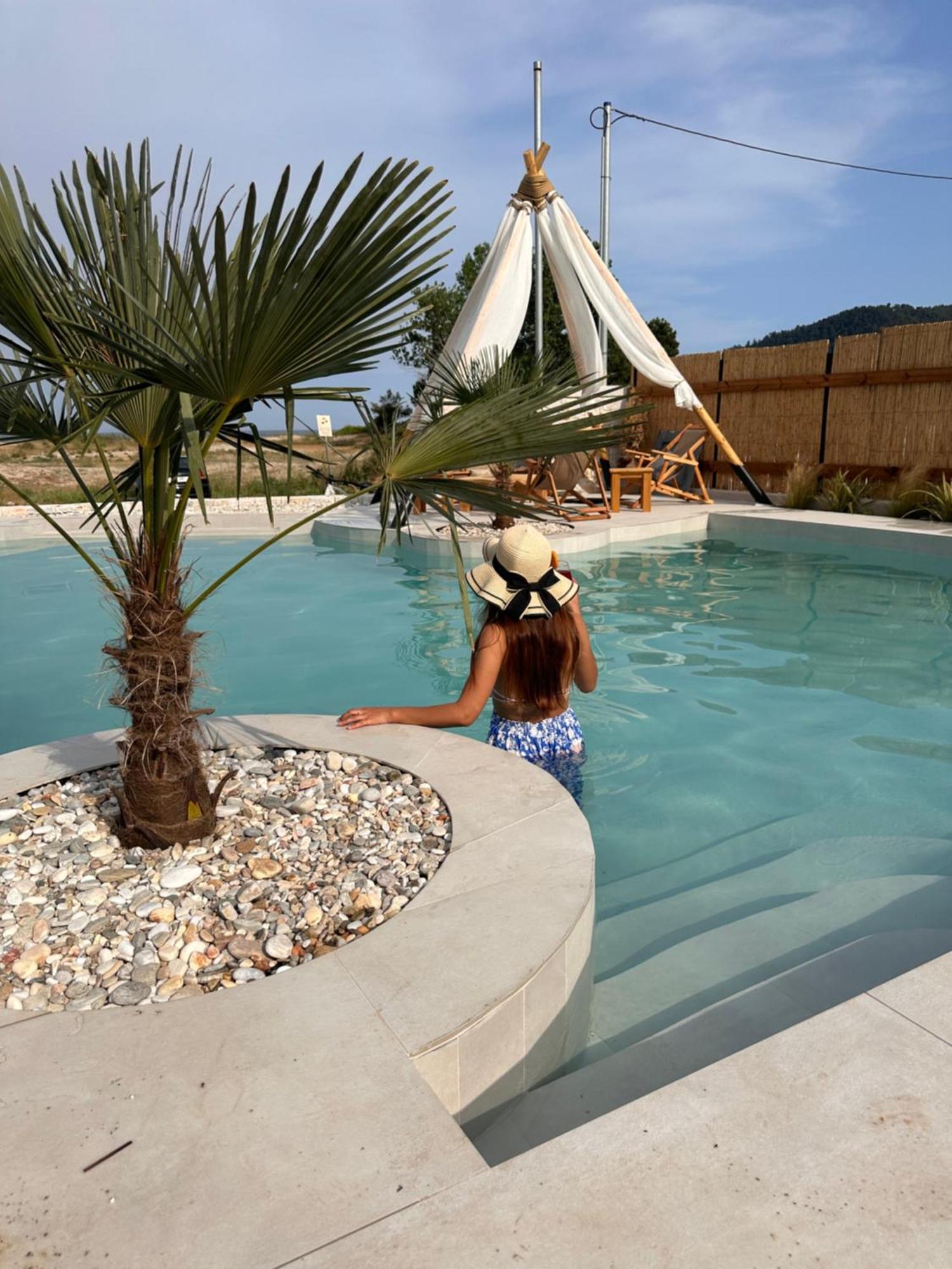 Amo Golden Suites Chrysi Ammoudia Luaran gambar