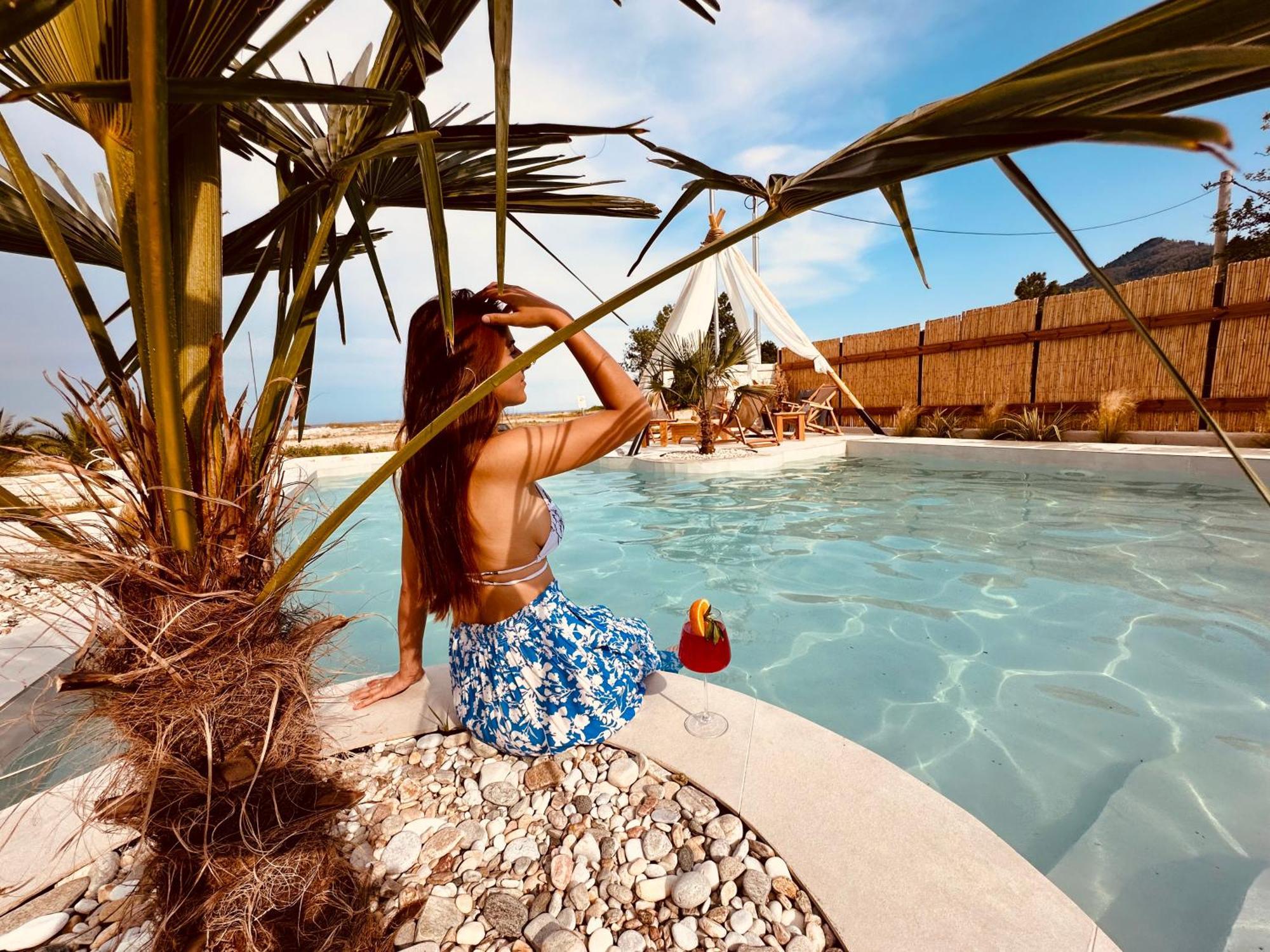 Amo Golden Suites Chrysi Ammoudia Luaran gambar