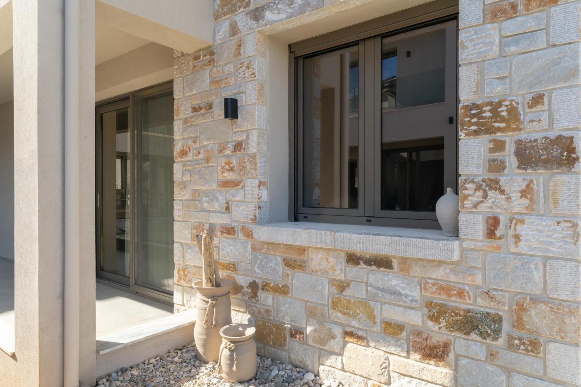 Amo Golden Suites Chrysi Ammoudia Luaran gambar