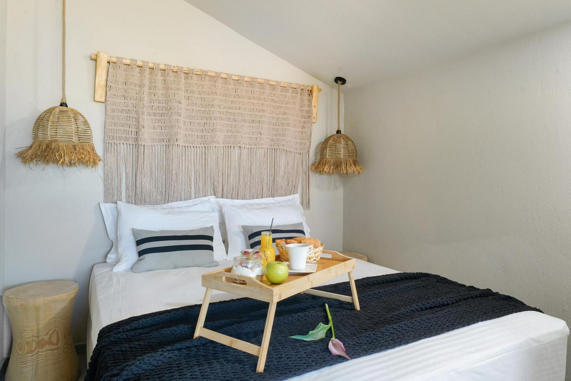 Amo Golden Suites Chrysi Ammoudia Luaran gambar