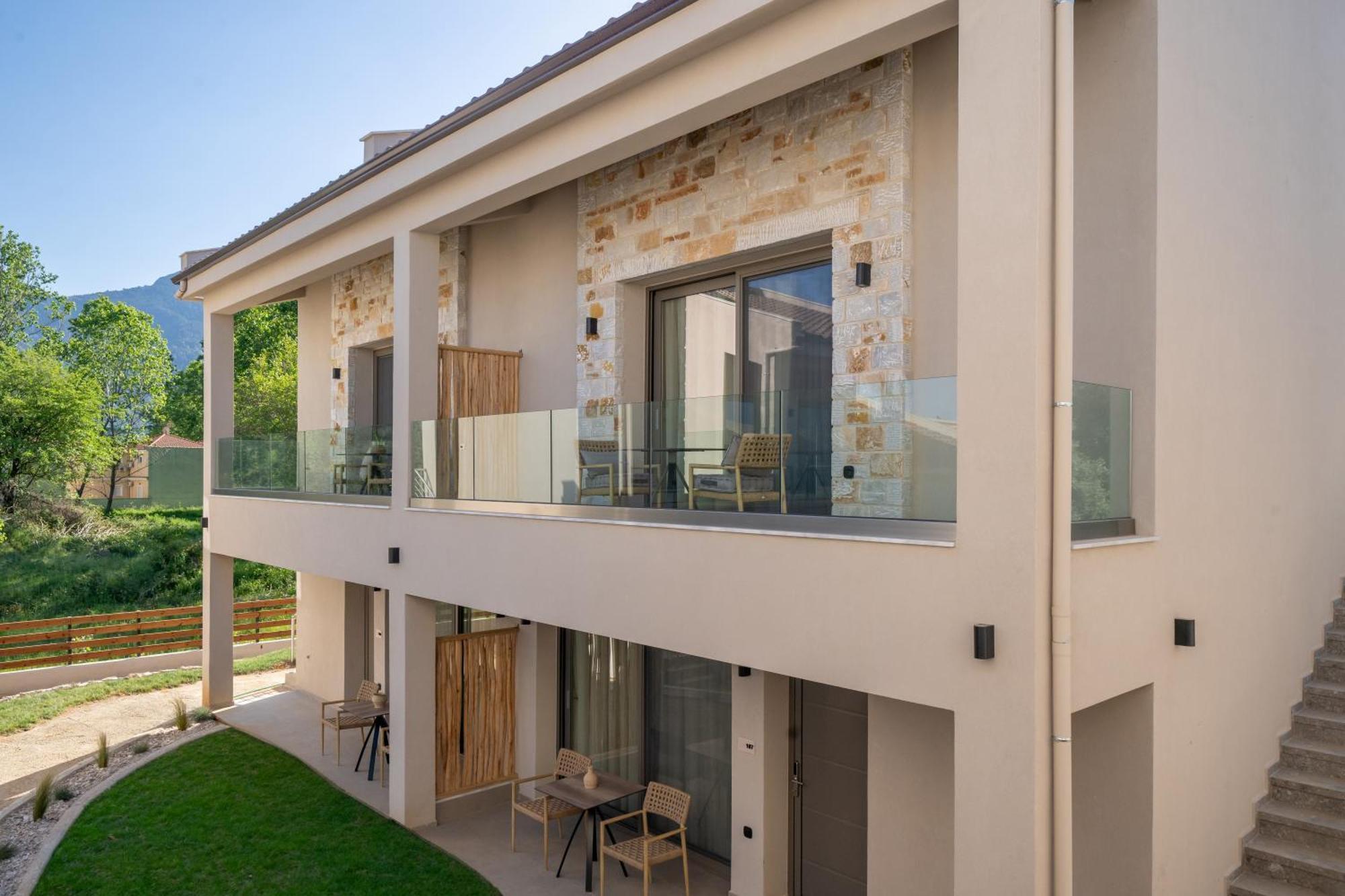 Amo Golden Suites Chrysi Ammoudia Luaran gambar