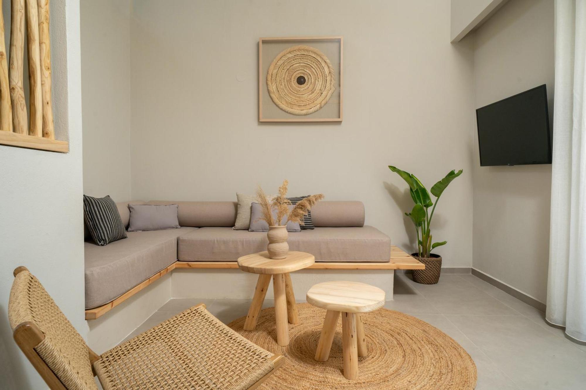 Amo Golden Suites Chrysi Ammoudia Luaran gambar