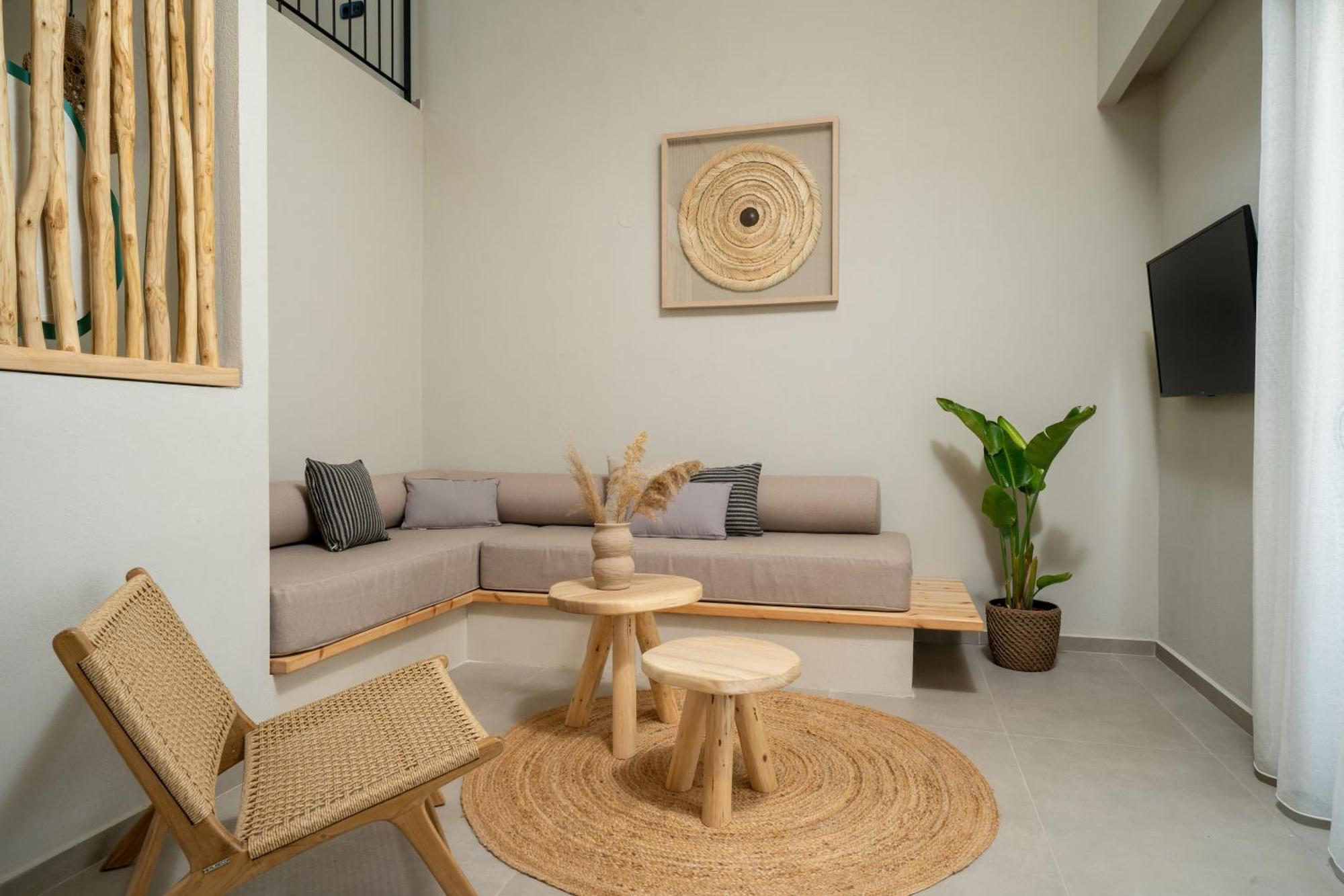 Amo Golden Suites Chrysi Ammoudia Luaran gambar